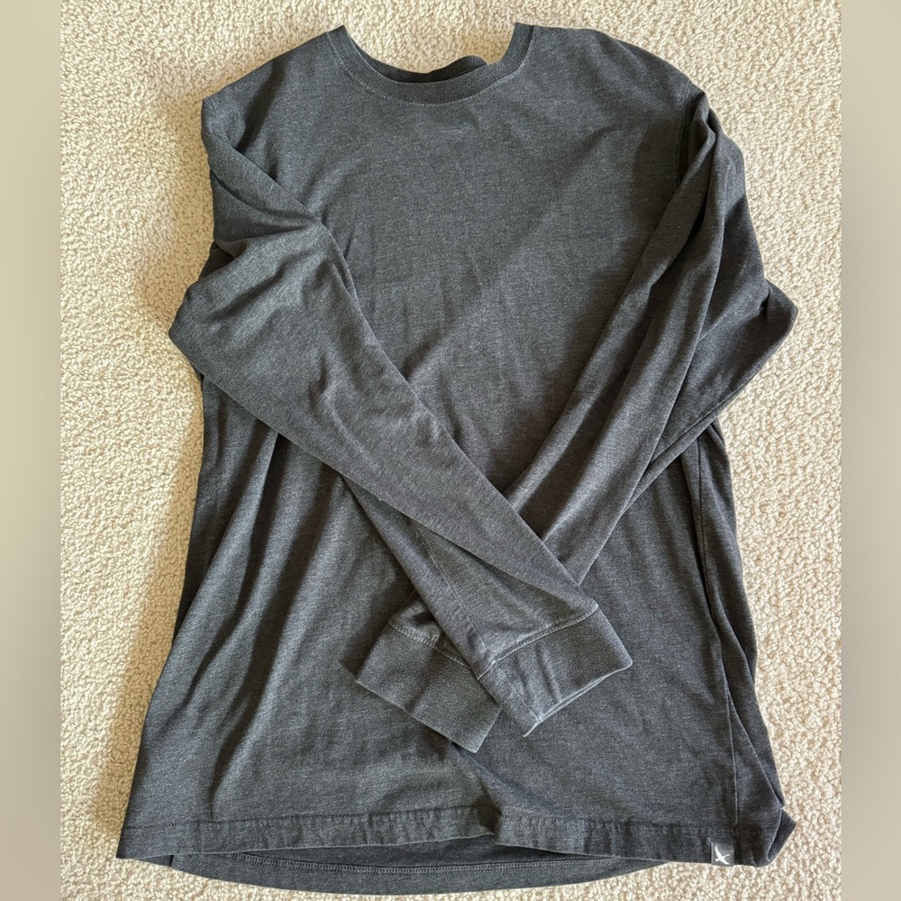 Men’s long sleeve